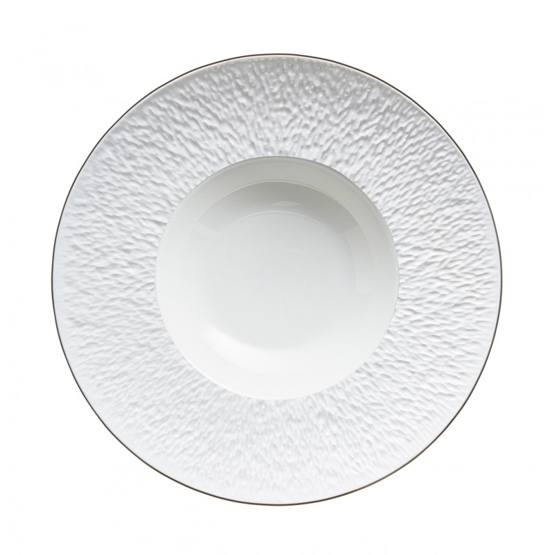 Deep plate with engraved rim 10.63 in (27 cm)